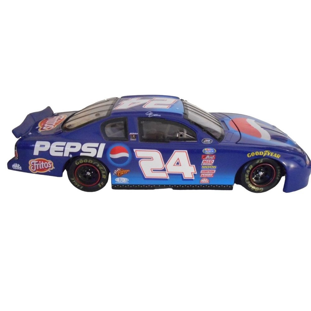 Jeff Gordon #24 Pepsi Dupont 2001 Monte Carlo die cast 1:24 - Picture 8 of 11